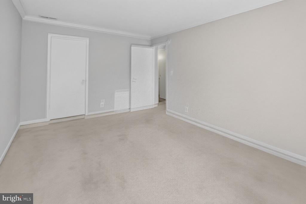 5915 Tamar Drive - Photo 6