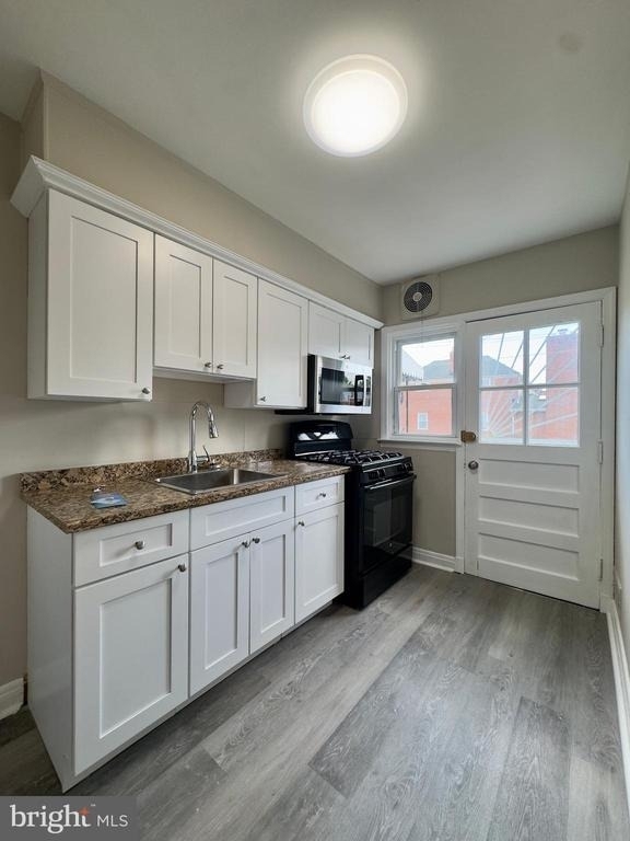 433 Oakwood Road - Photo 12