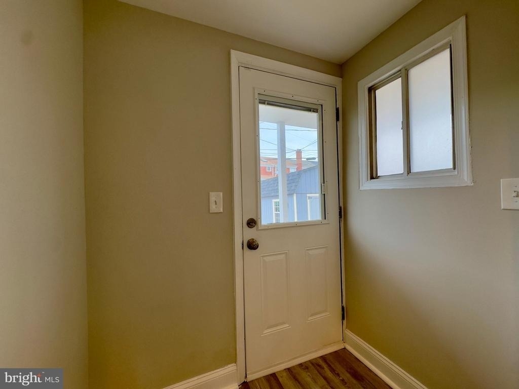 1922 Ewald Avenue - Photo 10