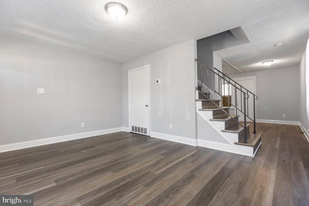 4711 Navarro Avenue - Photo 7