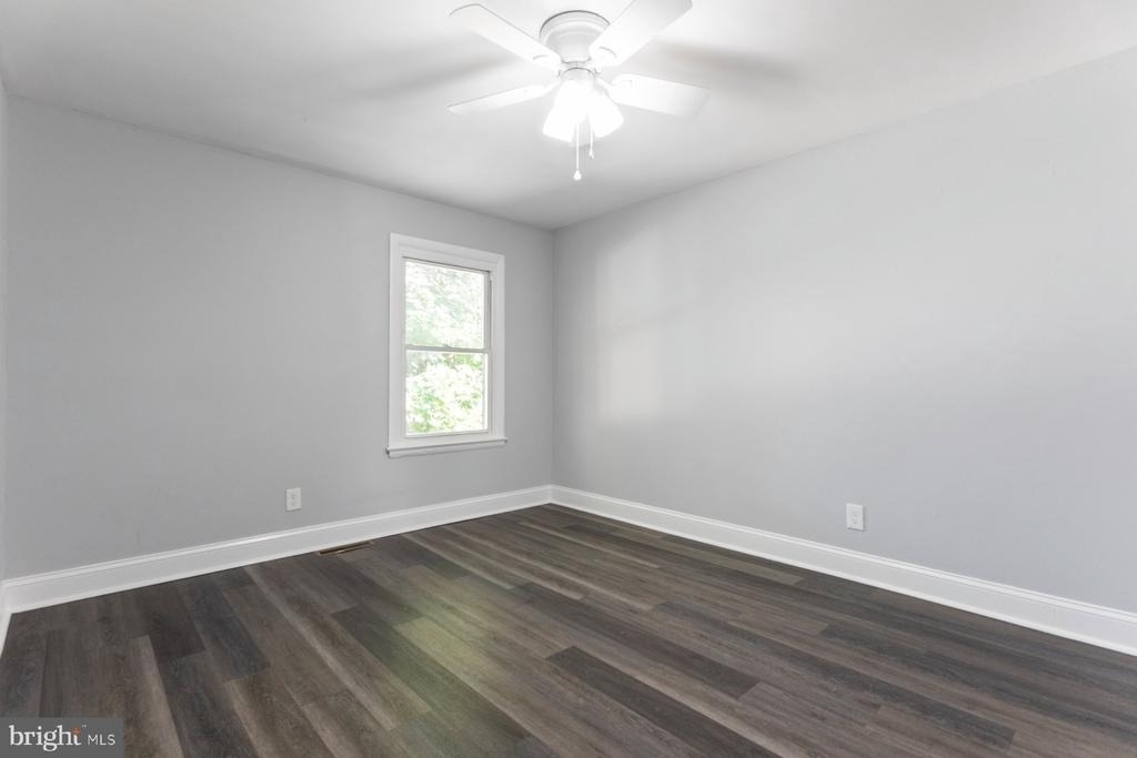 4711 Navarro Avenue - Photo 18