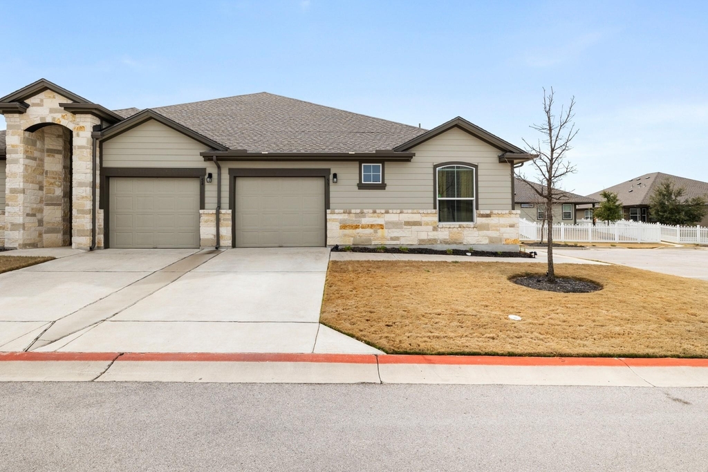 1701 Logan Dr - Photo 1