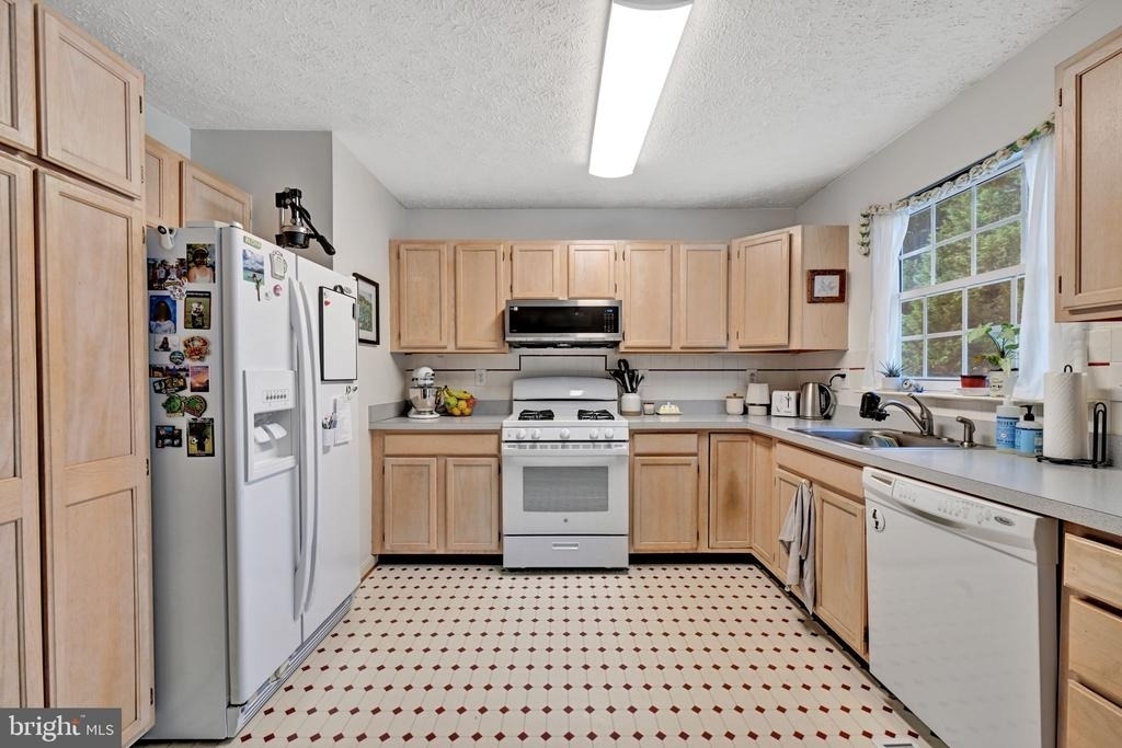 350 Long Meadow Way - Photo 11