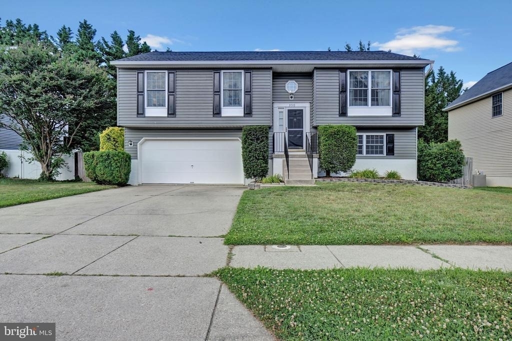 350 Long Meadow Way - Photo 1