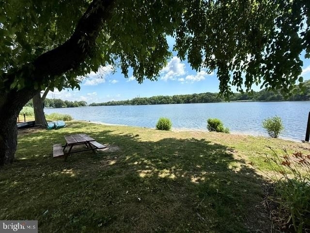350 Gatewater Court - Photo 0
