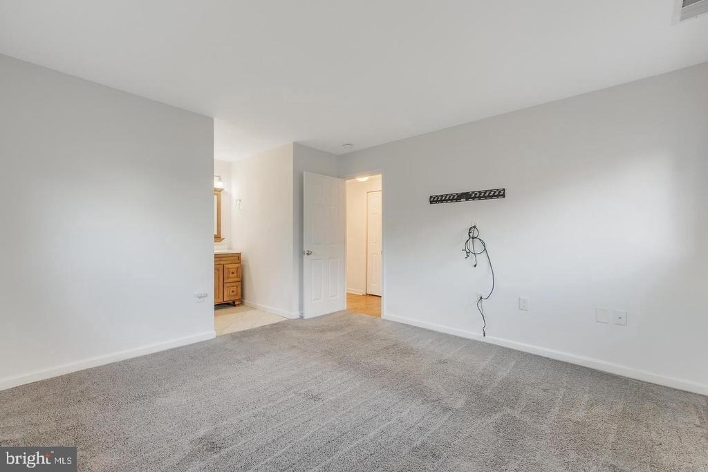 350 Gatewater Court - Photo 14
