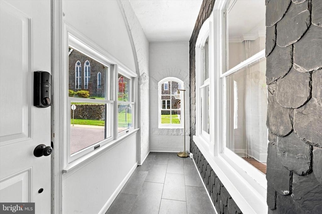 1810 Mt Salem Lane - Photo 1