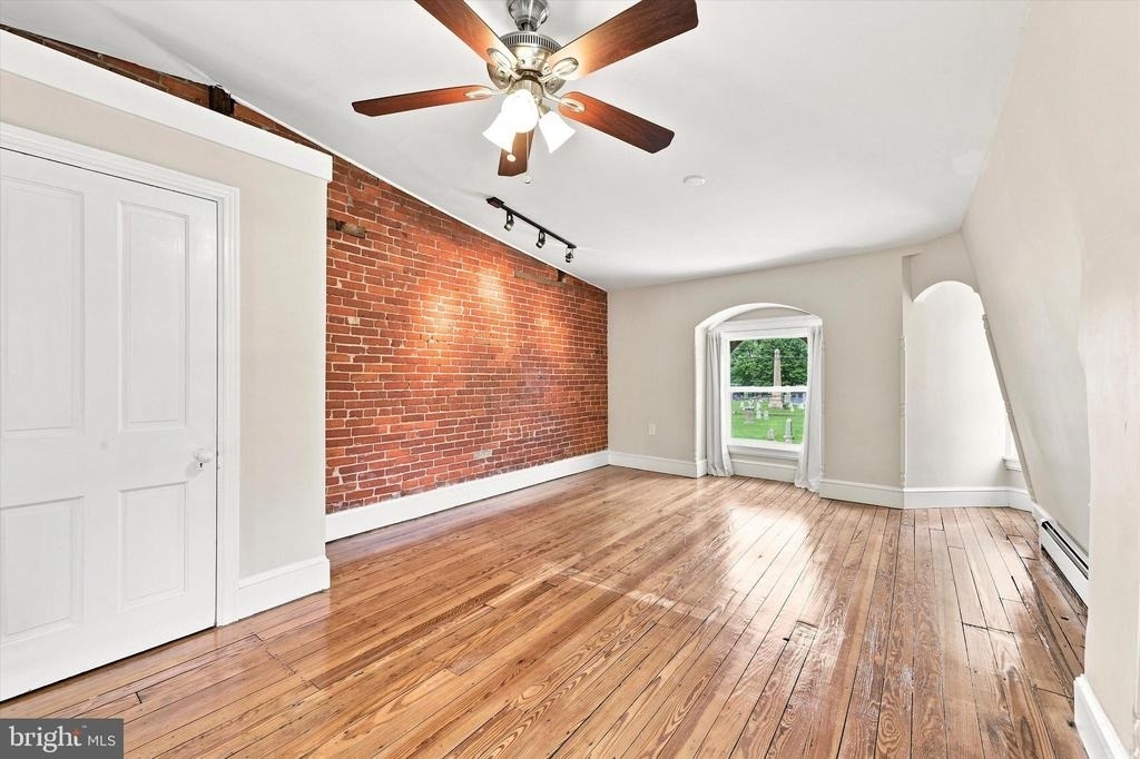 1810 Mt Salem Lane - Photo 6