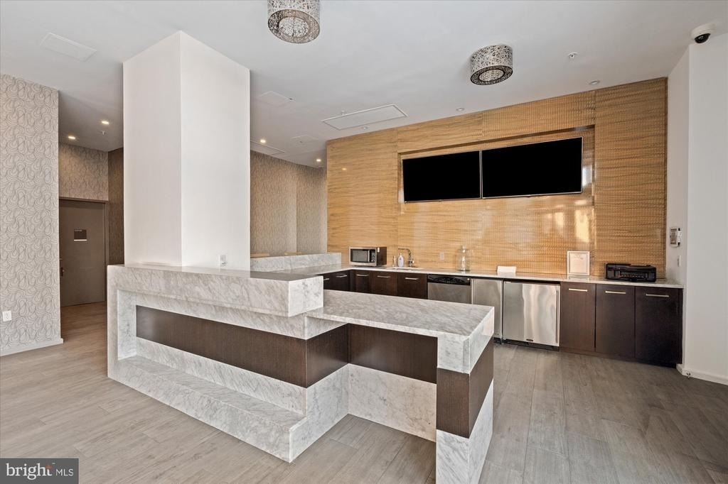 460 New York Ave Nw - Photo 27