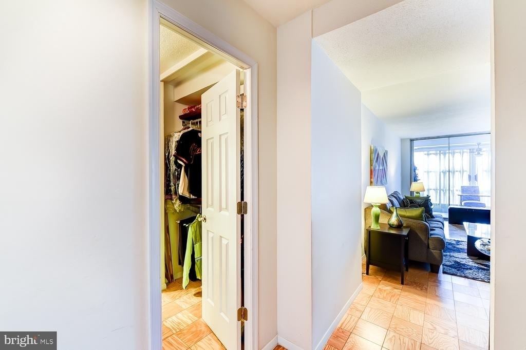 1311 Delaware Avenue Sw - Photo 4