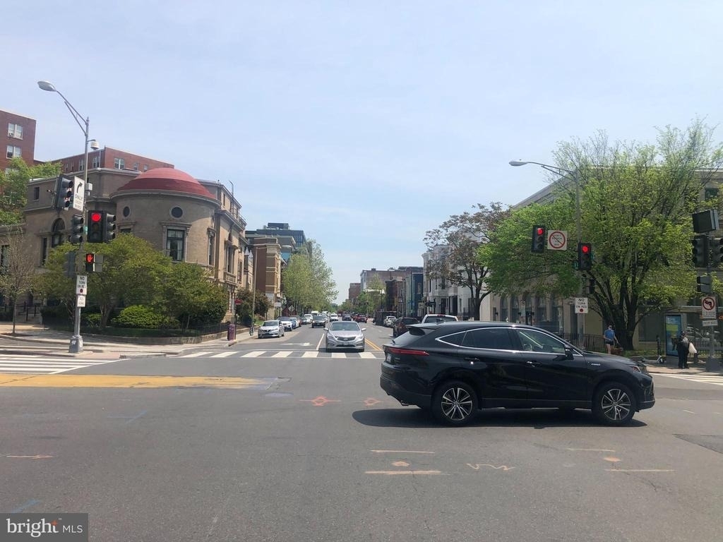 2001 16th Street Nw - Photo 22