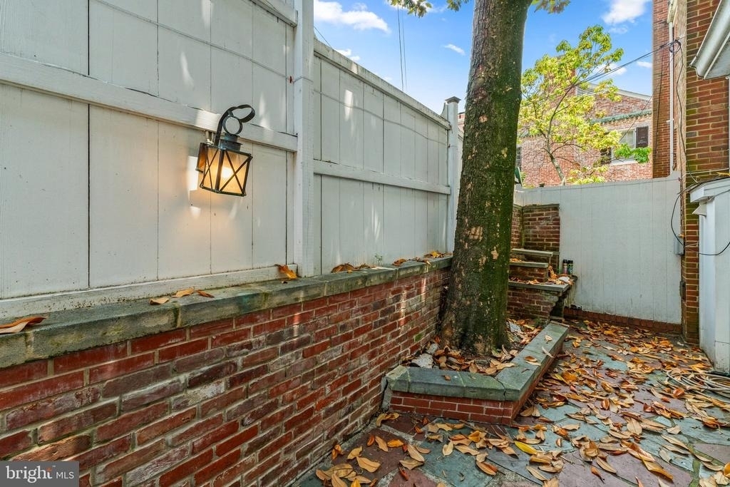3341 Dent Place Nw - Photo 29