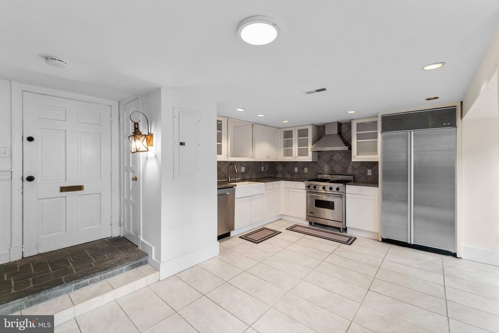 3341 Dent Place Nw - Photo 5