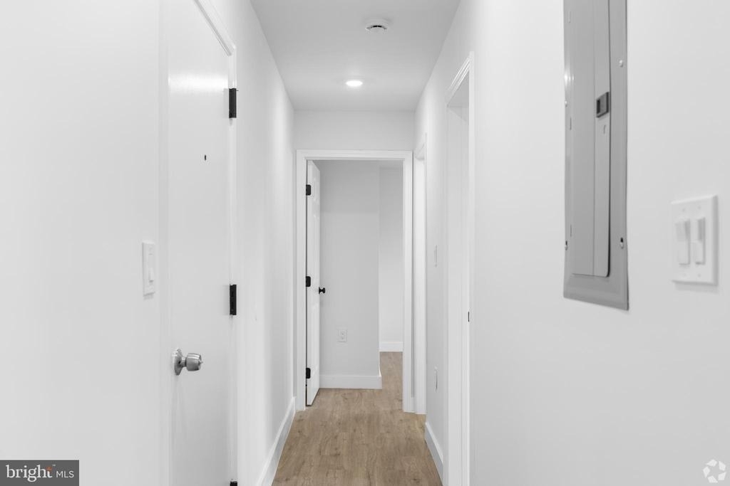 324 61st Street Ne - Photo 2