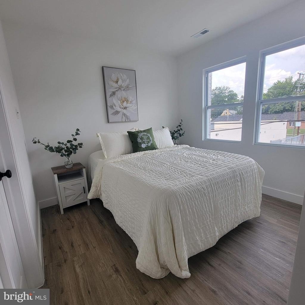 324 61st Street Ne - Photo 4