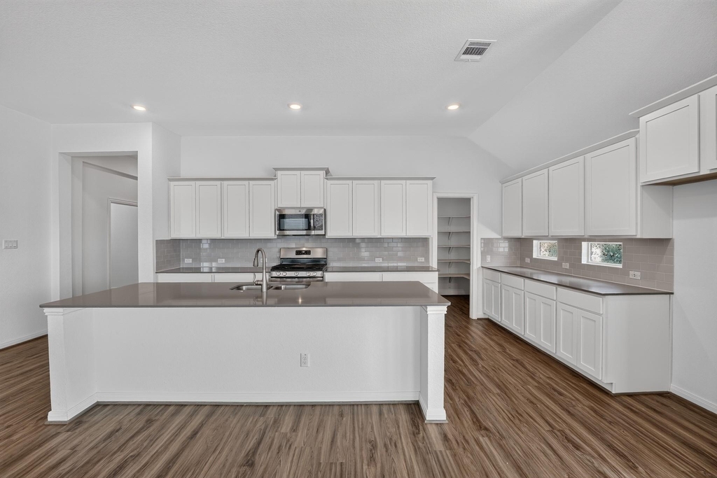 516 Panzano Dr - Photo 7