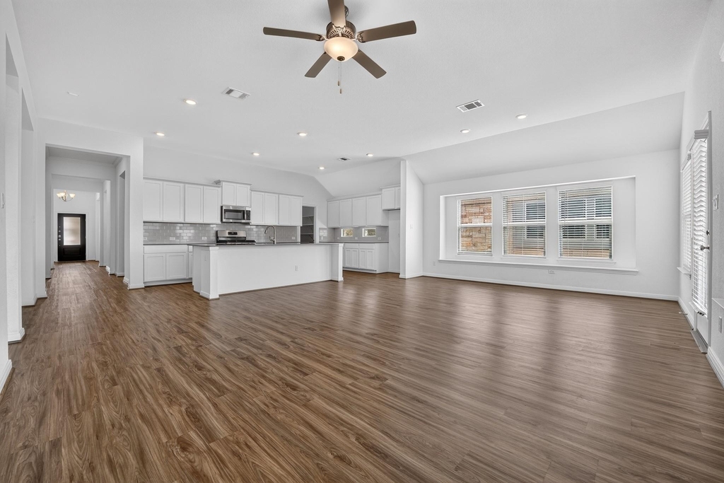 516 Panzano Dr - Photo 4