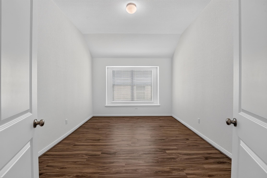 516 Panzano Dr - Photo 8