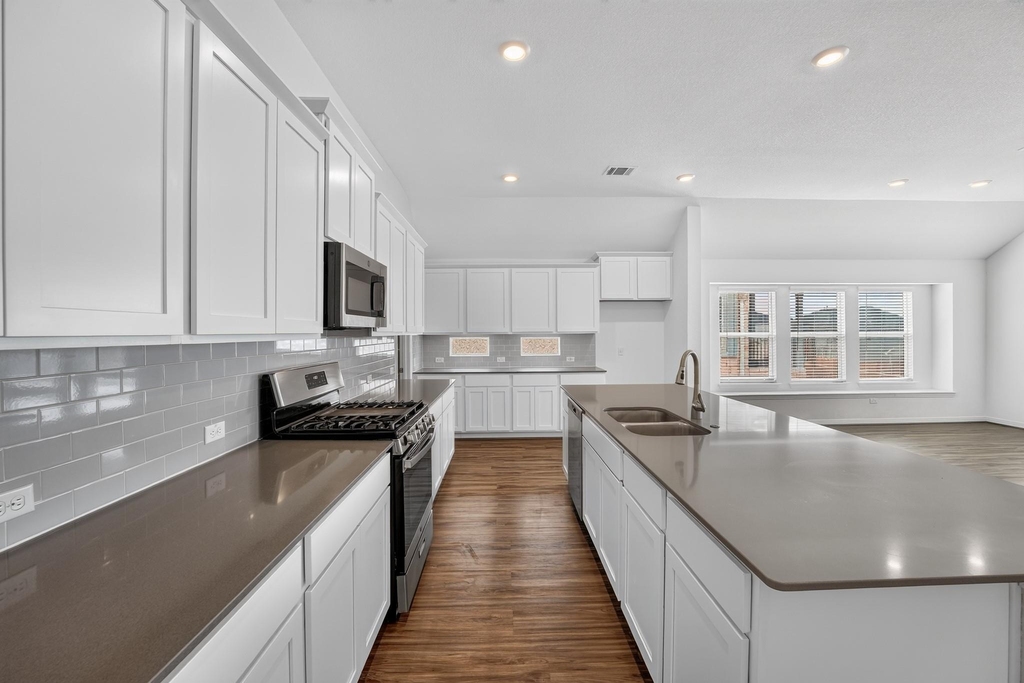 516 Panzano Dr - Photo 6