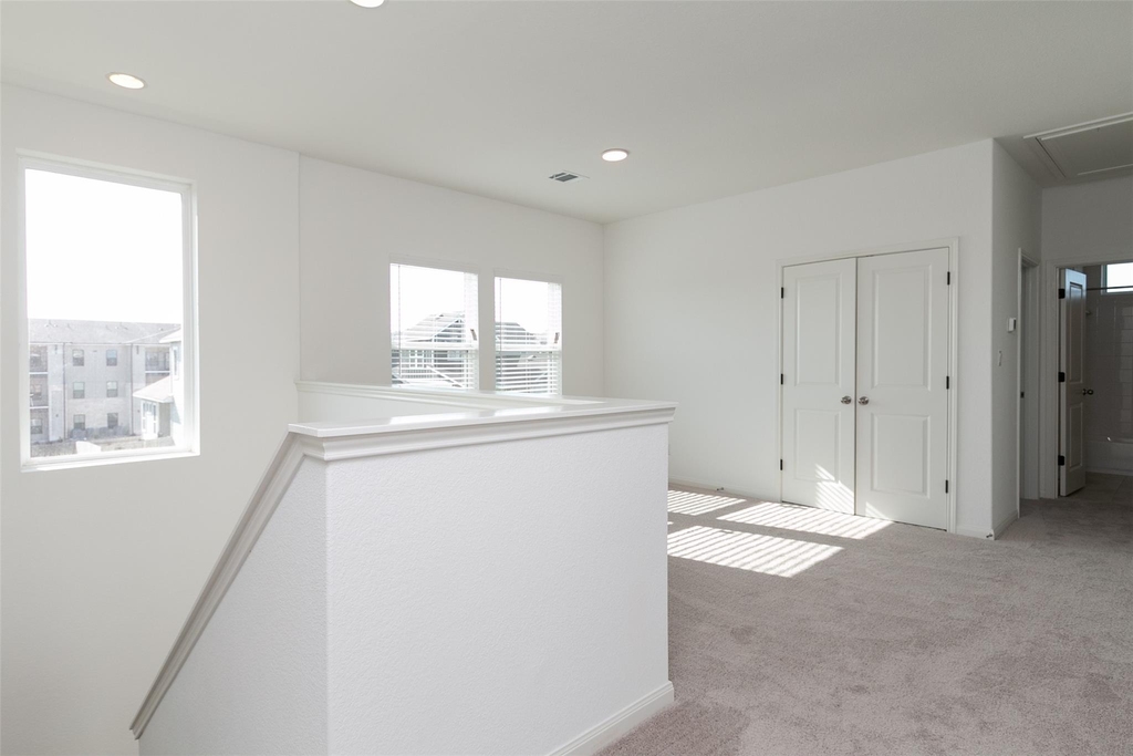 5303 Bruno St - Photo 20