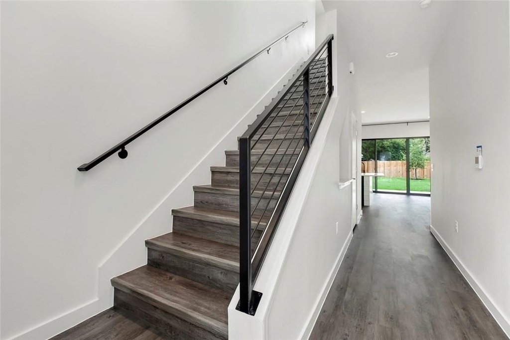 7512 Delafield Ln - Photo 20