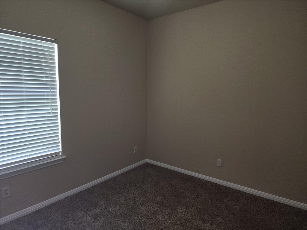 503 Gregory Ct - Photo 26