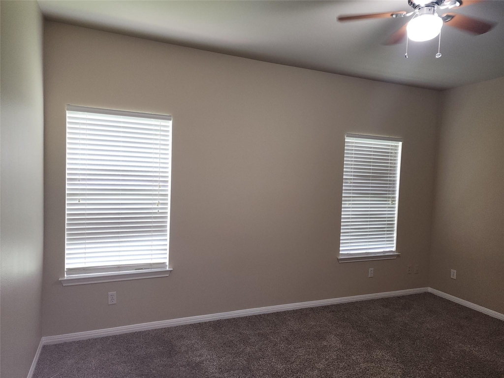 503 Gregory Ct - Photo 27