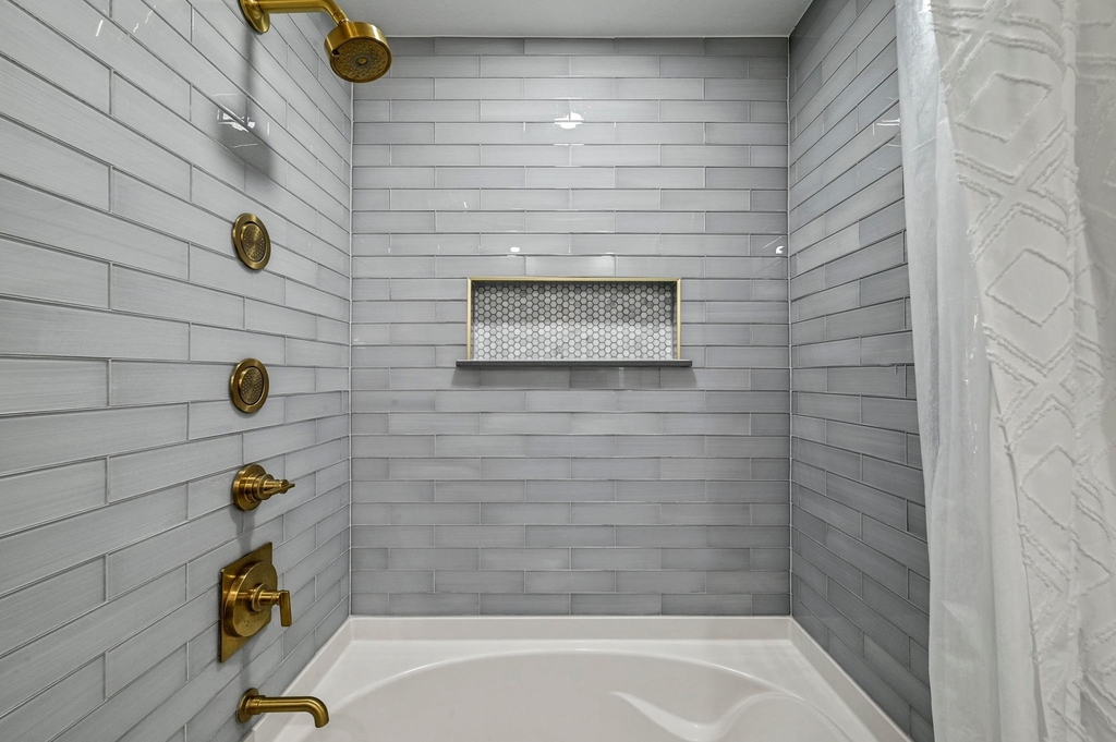 214 Briarwood Dr - Photo 18
