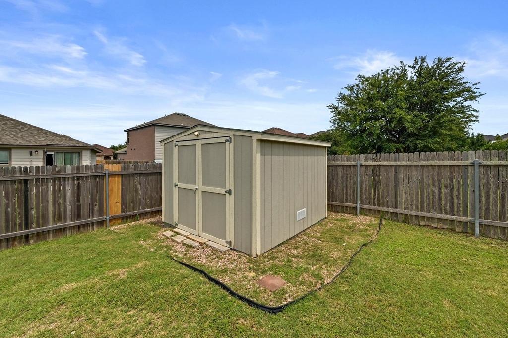 214 Briarwood Dr - Photo 33