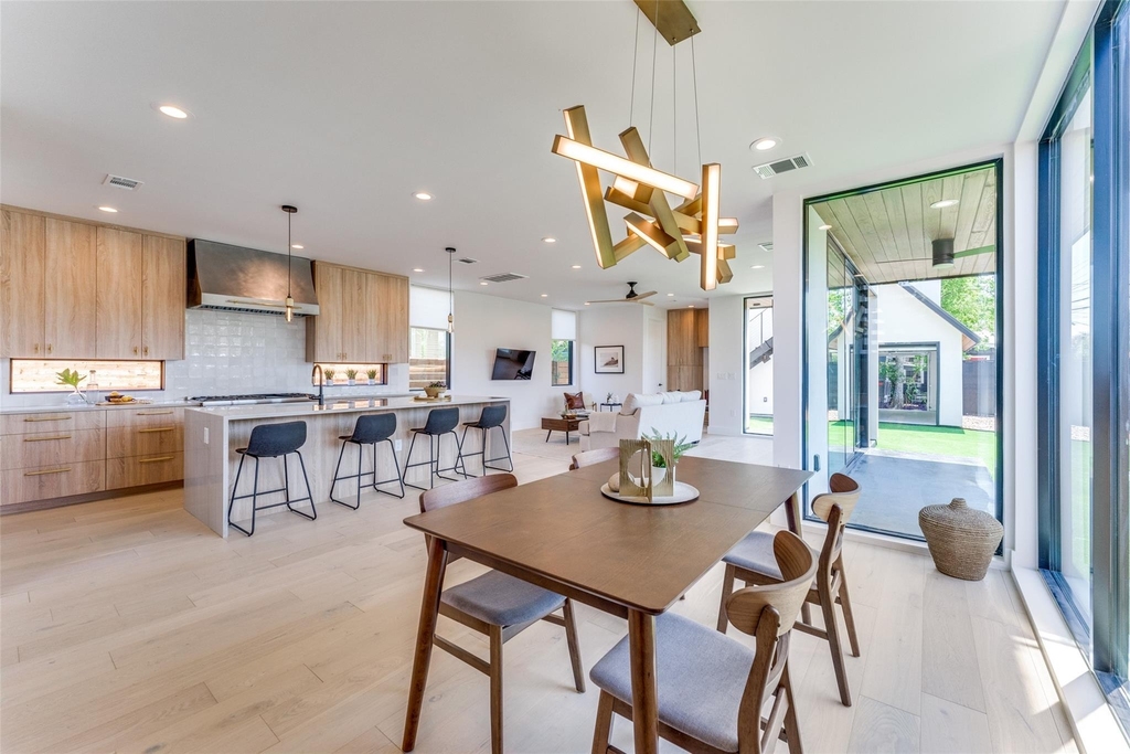 1901 Hamilton Ave - Photo 16