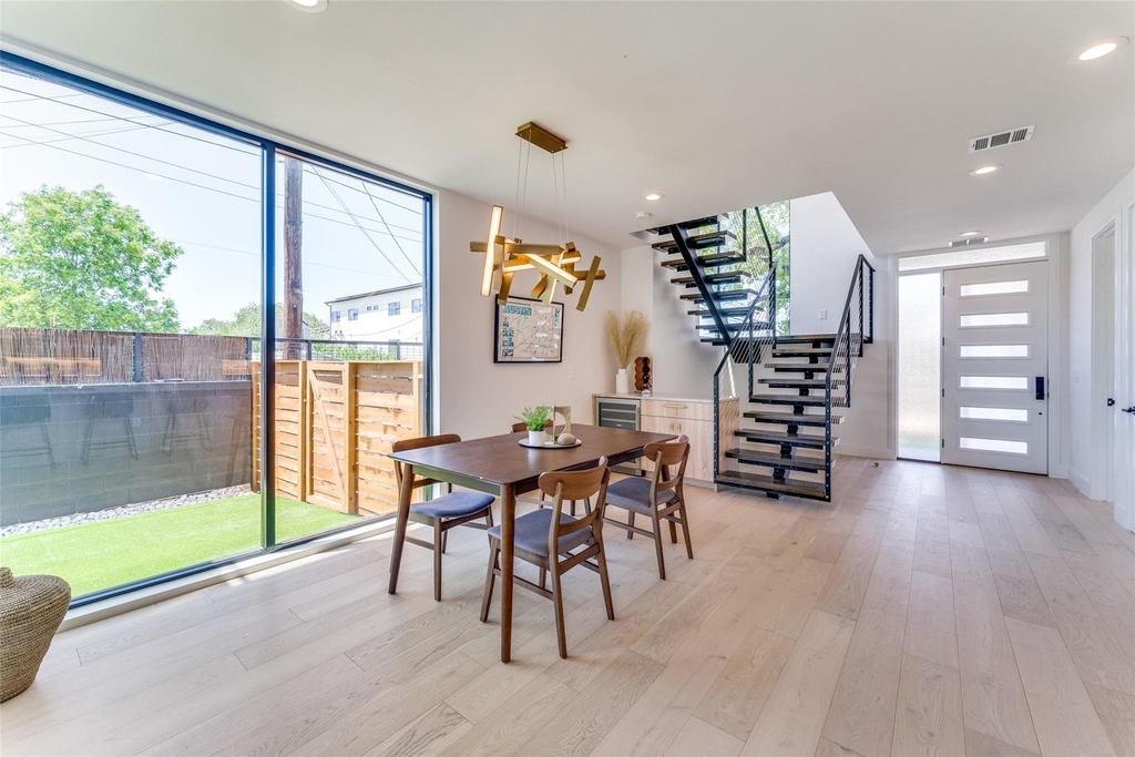 1901 Hamilton Ave - Photo 15