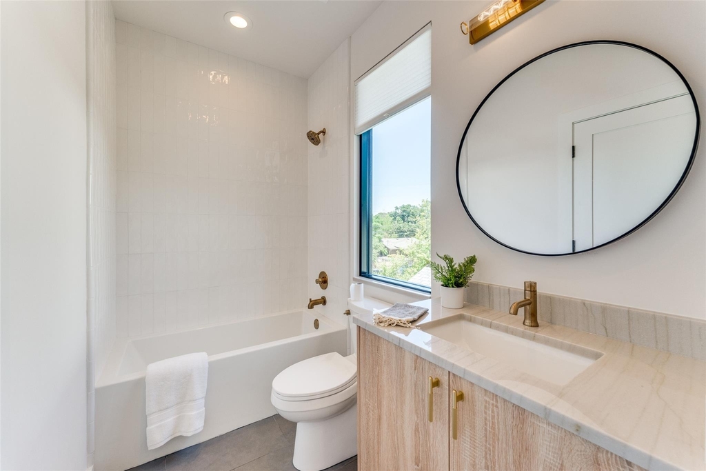 1901 Hamilton Ave - Photo 14
