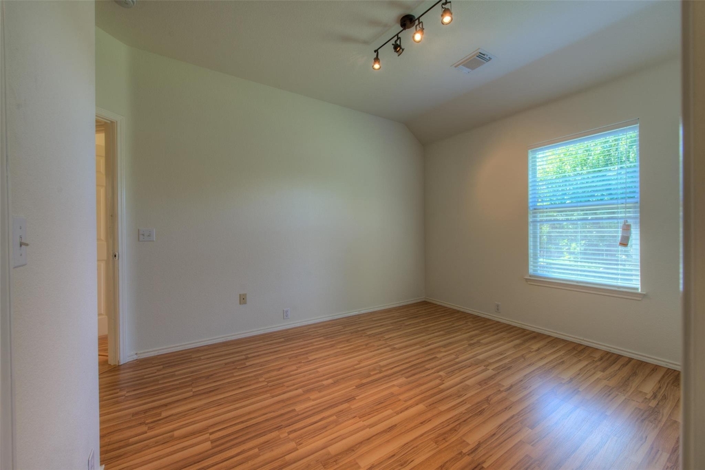1632 Belvedere Pl - Photo 15