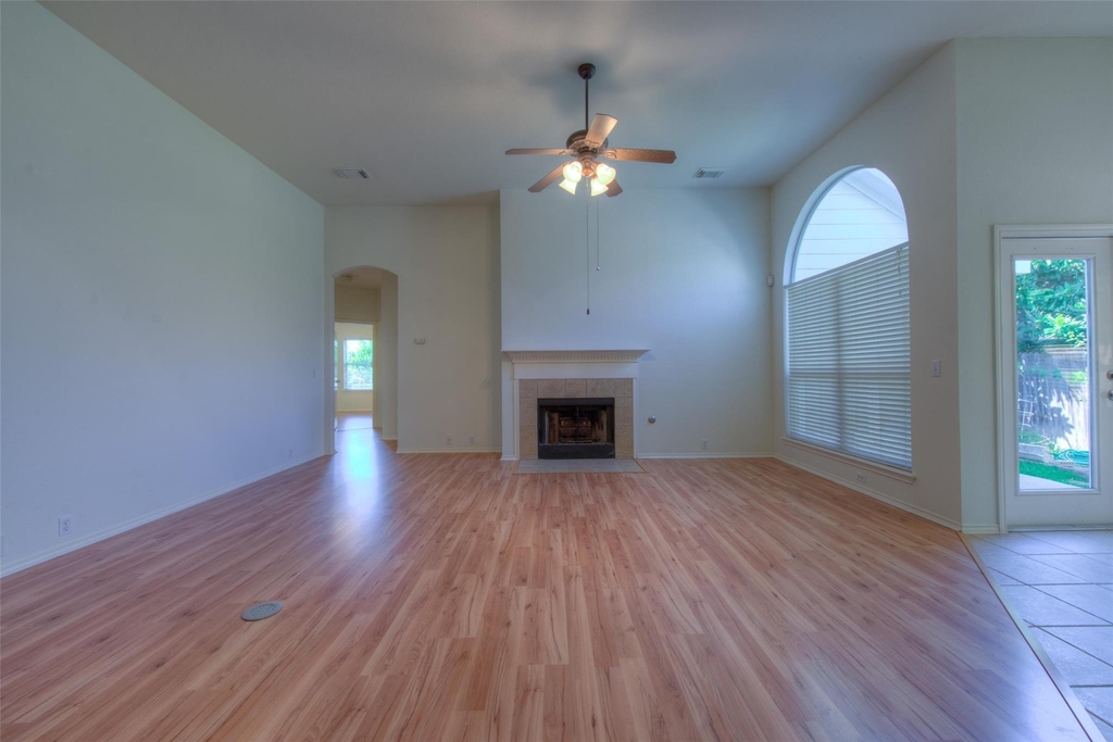 1632 Belvedere Pl - Photo 11
