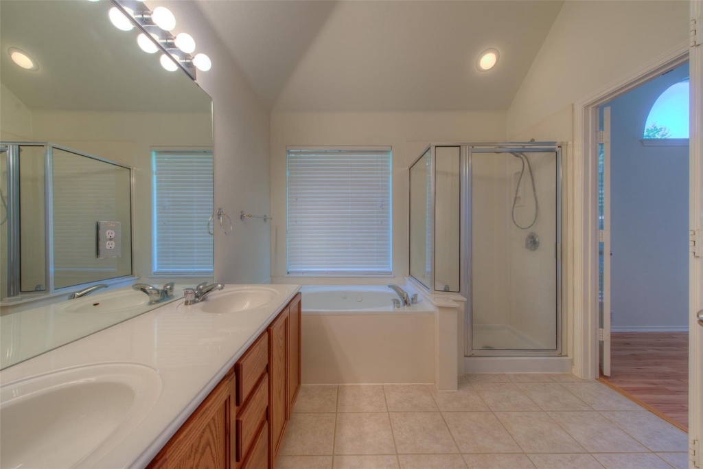 1632 Belvedere Pl - Photo 14