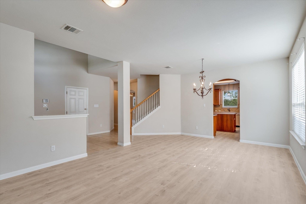 4029 Lake Edge Way - Photo 5