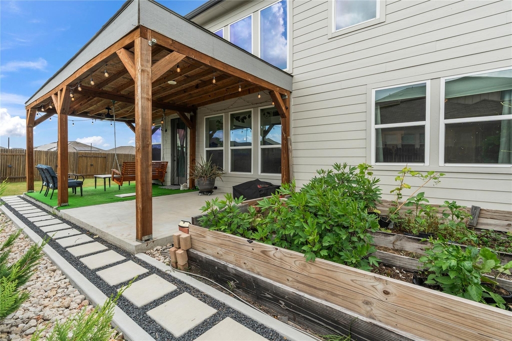 223 Balsam St - Photo 30