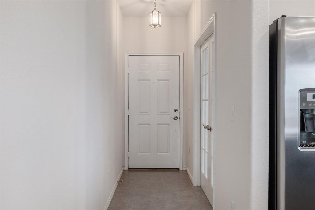 5700 Eden Dr - Photo 4