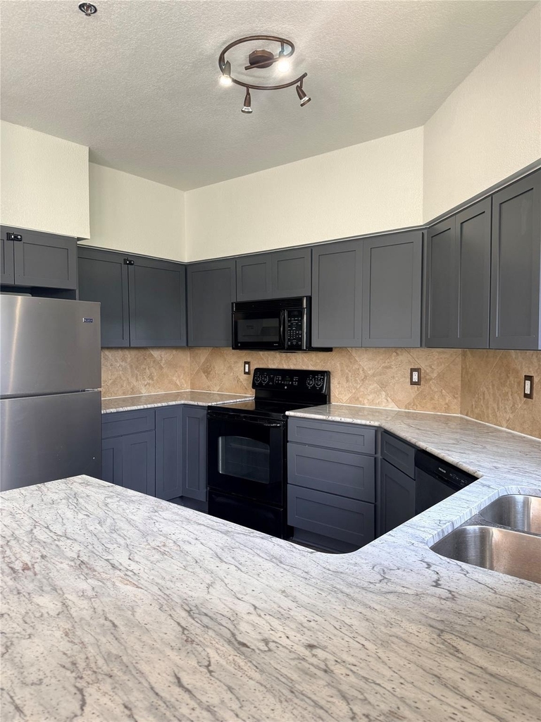 3404 American Dr - Photo 4