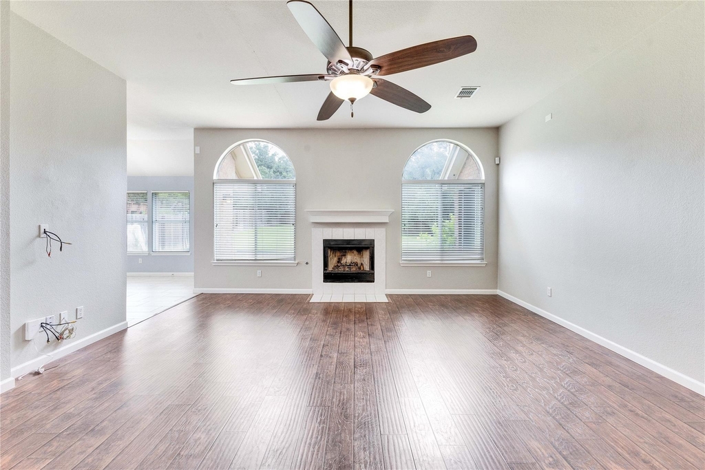 6412 Convict Hill Rd - Photo 9