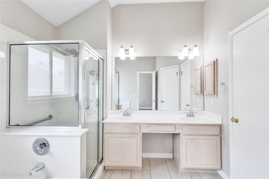 6412 Convict Hill Rd - Photo 14