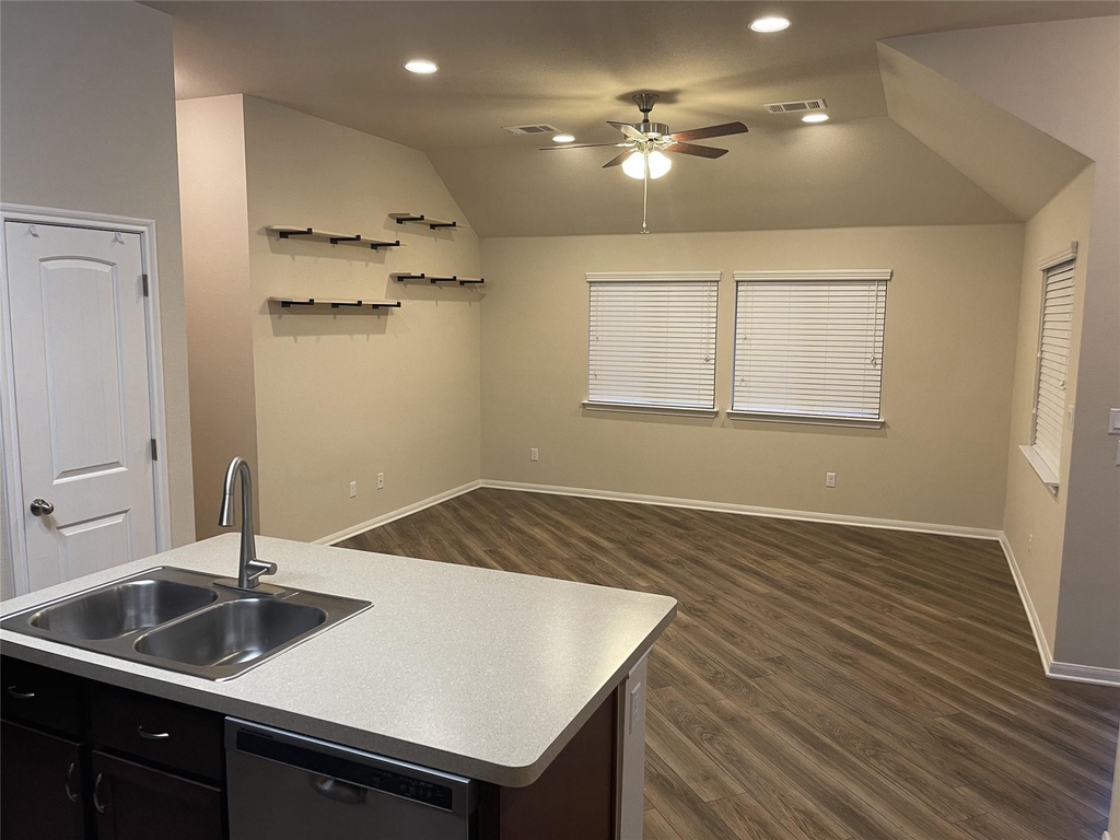 108 Lasino Dr - Photo 11