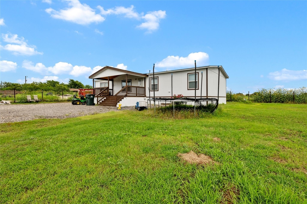 360 Shady Oaks Dr - Photo 2