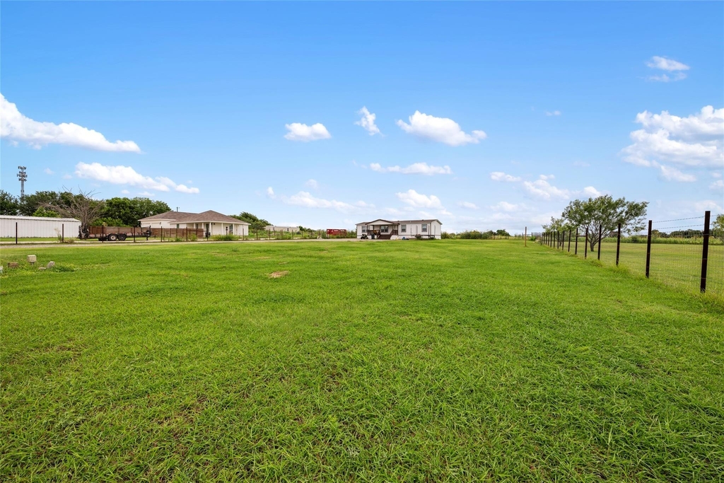 360 Shady Oaks Dr - Photo 33