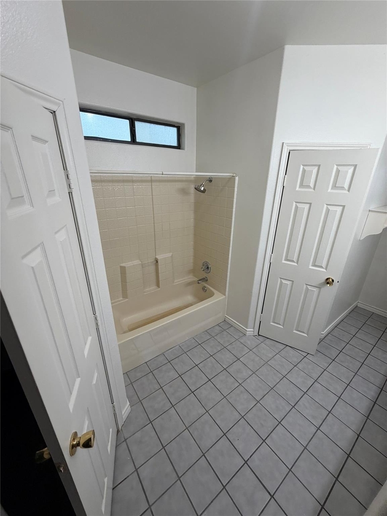 2605 Alcott Ln - Photo 10