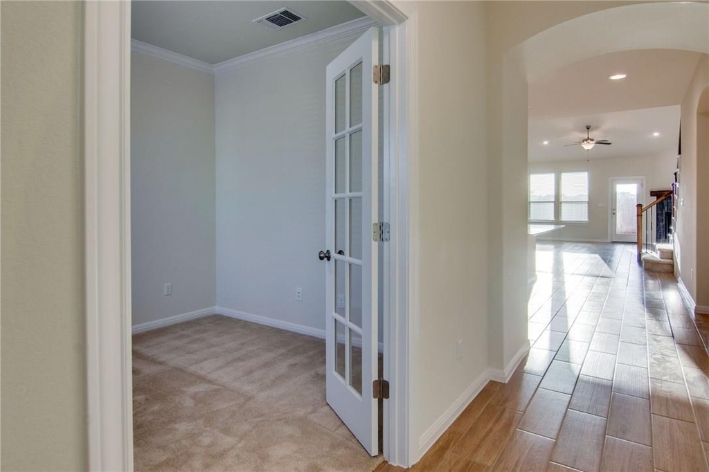 15900 Cessida St - Photo 7