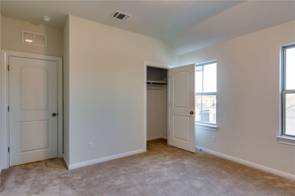 15900 Cessida St - Photo 25