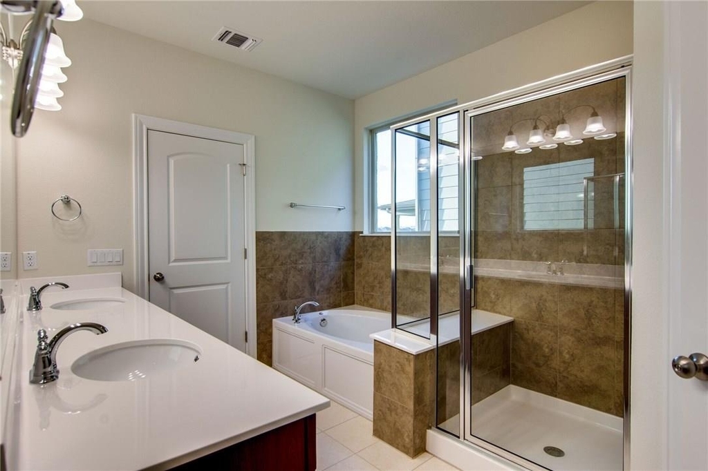 15900 Cessida St - Photo 22