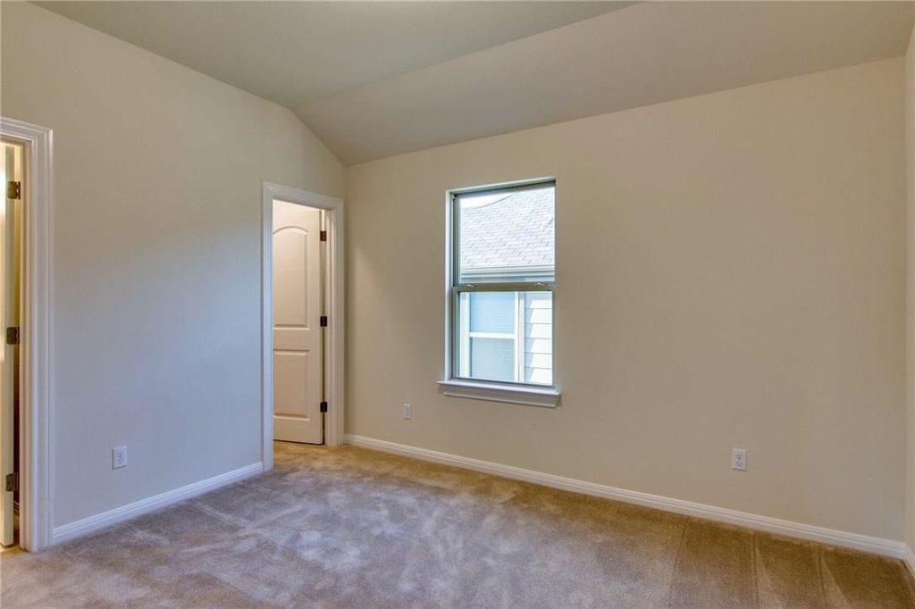 15900 Cessida St - Photo 28
