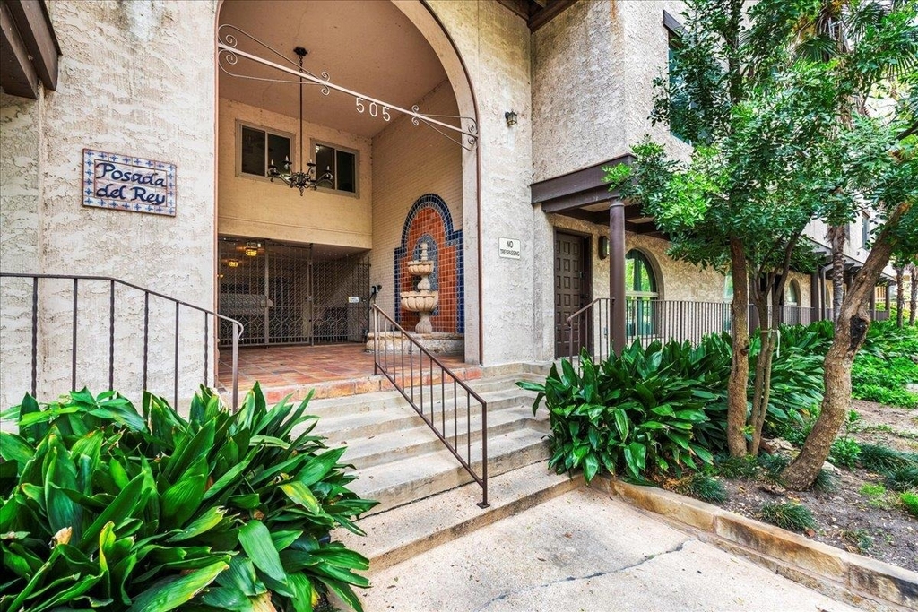 505 W 7th St - Photo 20